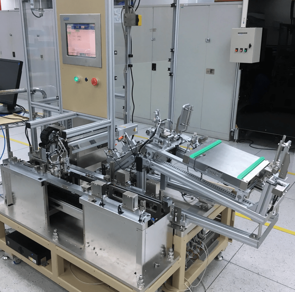 custom automated assemble workstation by mmi